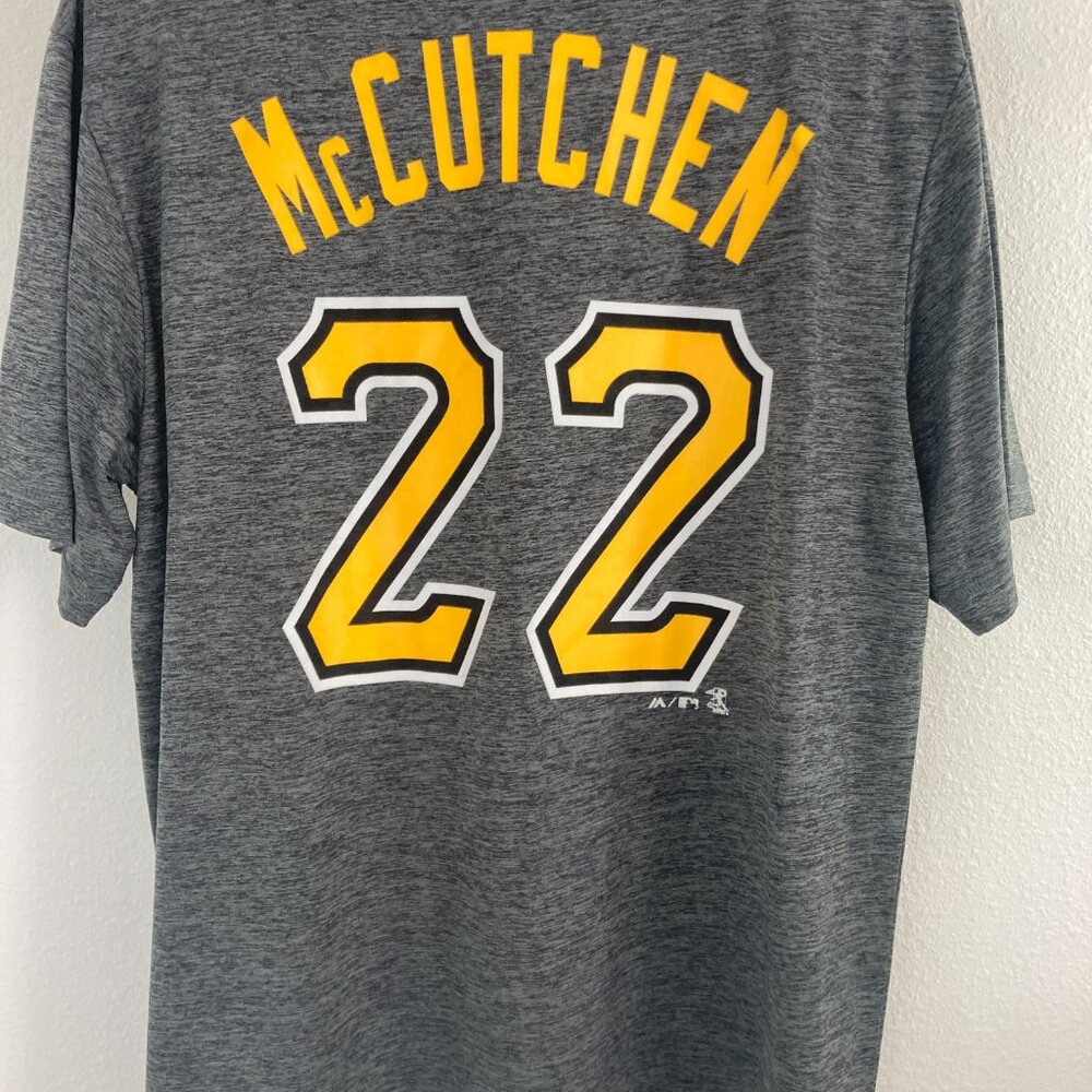 Dave McCutchen #22 T-Shirt in Gray, Men's Large